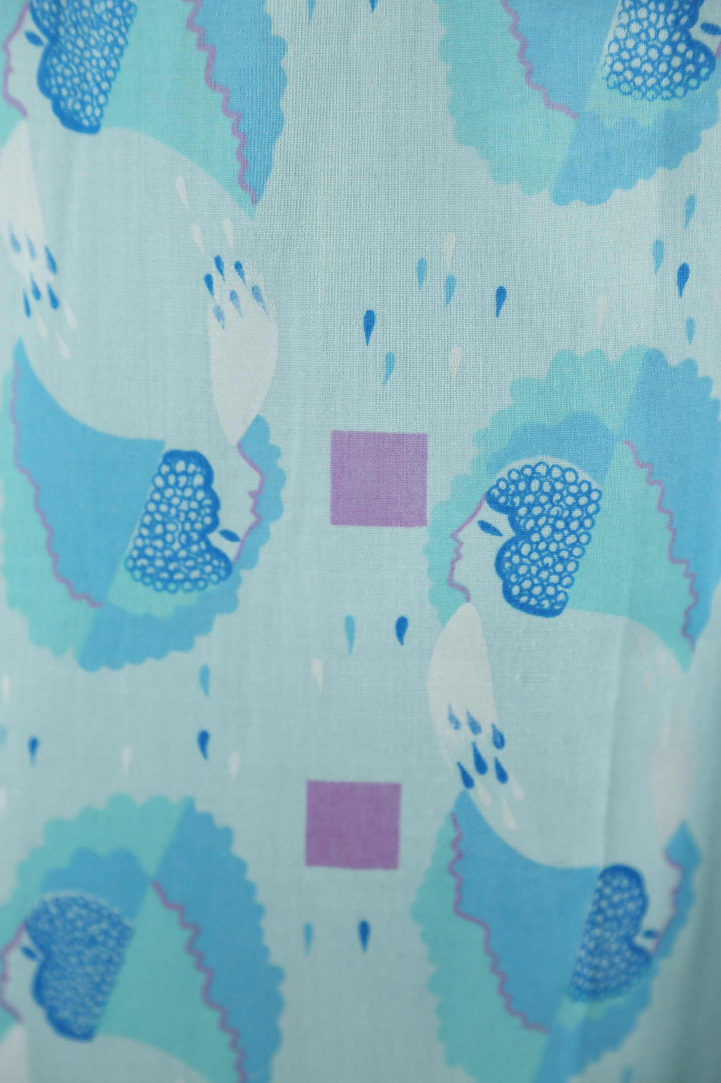 Raindrops and Faces in Profile Novelty Print Maxi Dress - Embers / Cinders Vintage